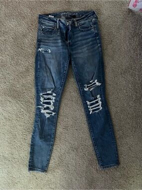 NWOT women’s size 6 American Eagle Jeans
